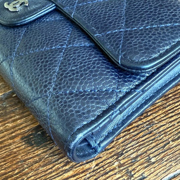 CHANEL Classic L-Flap Caviar Navy Blue Quilted Long Wallet - Picture 15 of 15